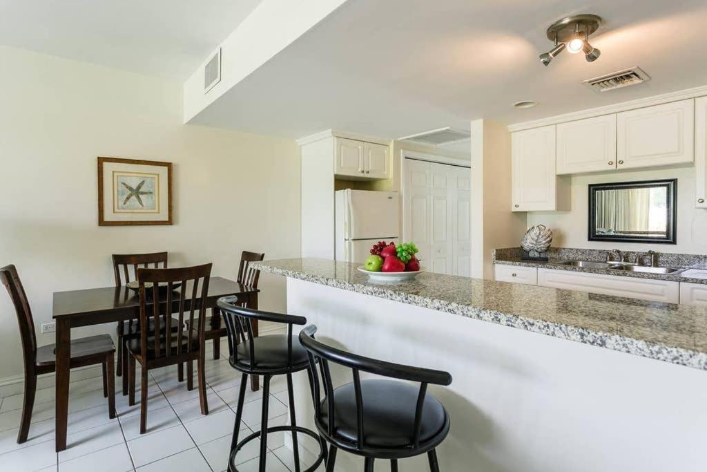 Beach Living At Island Pine Villas Blp จอร์จทาวน์ ภายนอก รูปภาพ